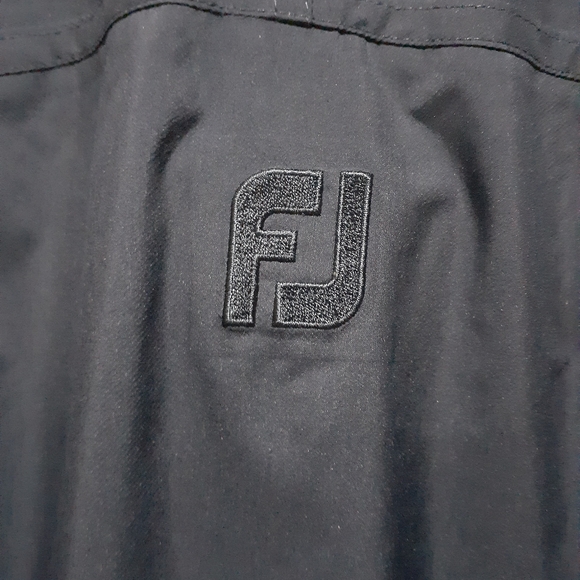 FootJoy Dryjoys Men's Size Medium 1/2 Sleeve 1/4 Zip Pullover Rain Jacket Navy - Picture 5 of 10